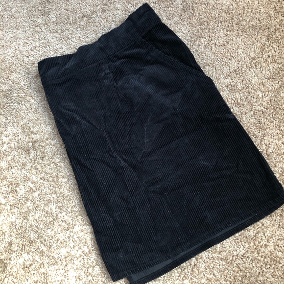 High Waisted Corduroy Skirt - Picture 3 of 3